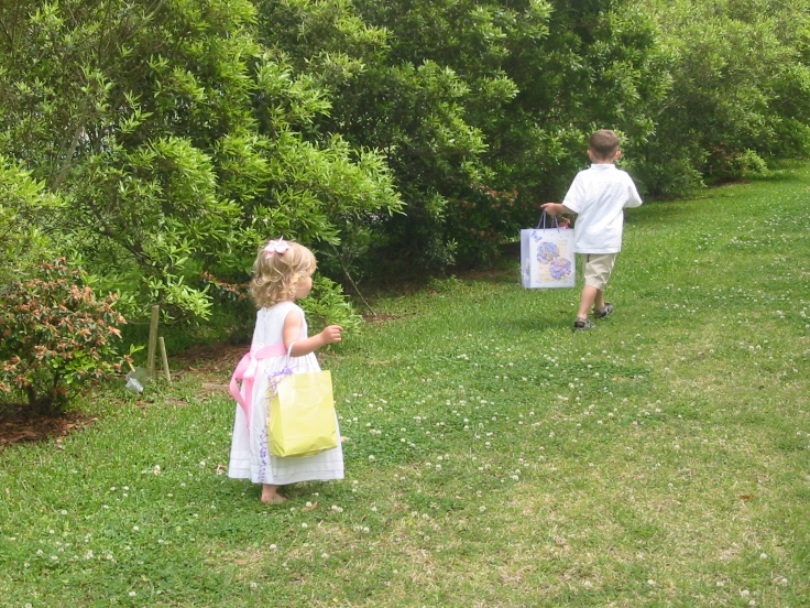 Egg Hunting at Amy's on the Bayou - 2004